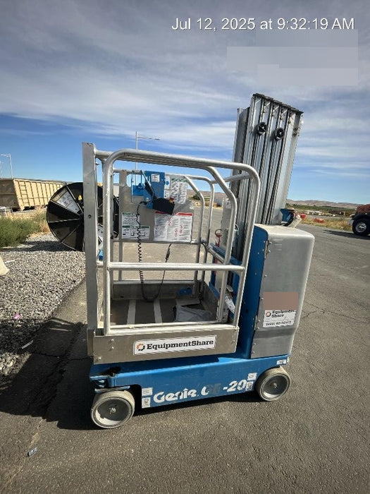 2019 GENIE GR-20