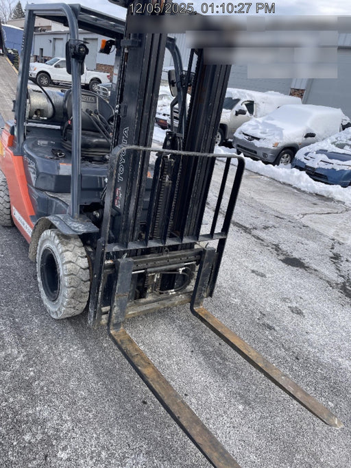 2022 TOYOTA 50-8FGU25