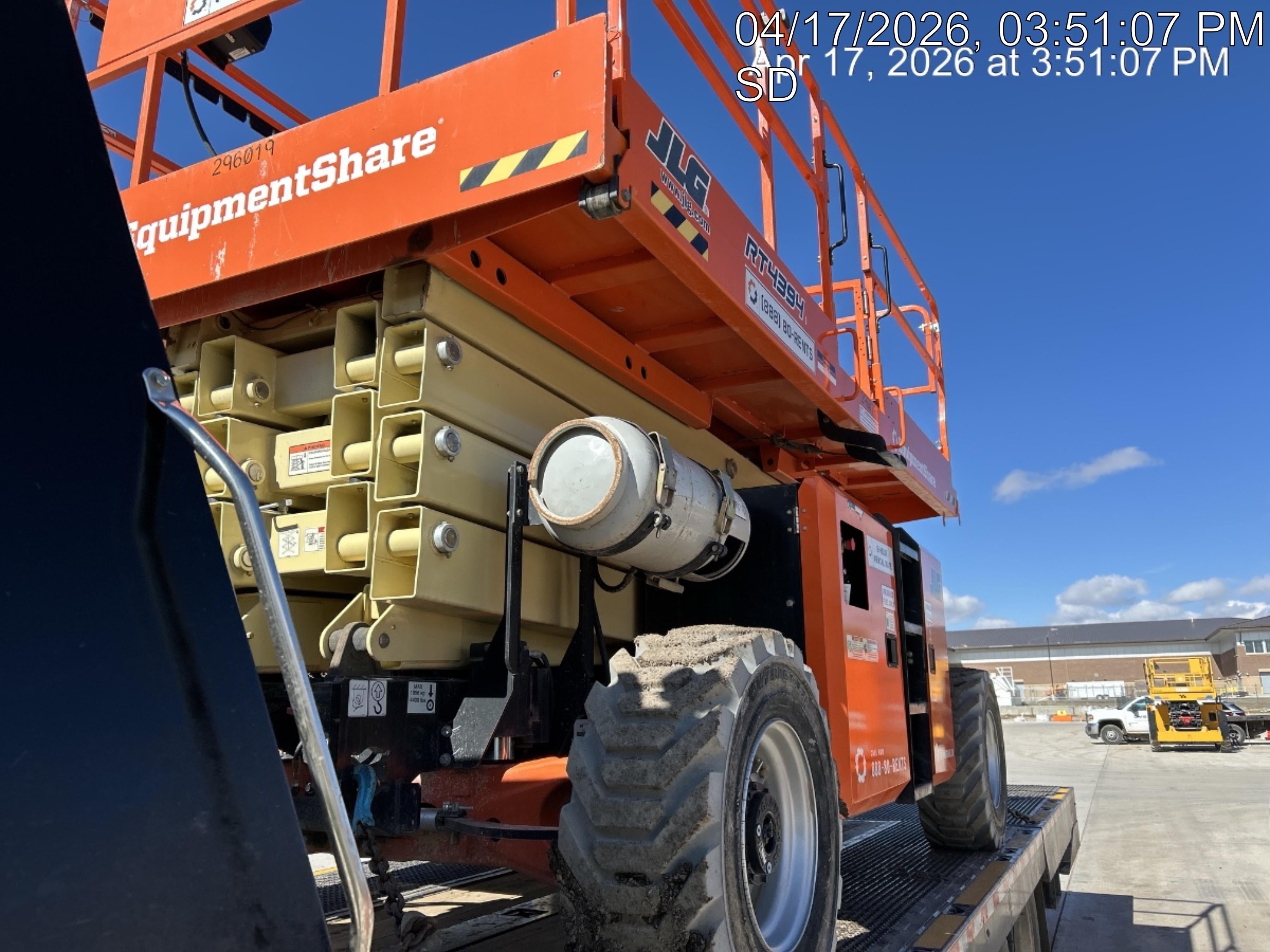 2023 JLG RT4394