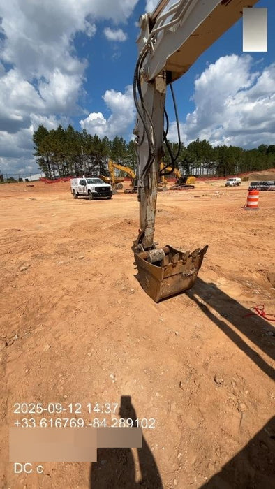 2019 Takeuchi TB290 Cab/Heat/AC Rubber tracks, Dozer blade, Travel alarm, Auxiliary hydraulics w/Manual QC, Hydraulic thumb, 18", 24", and 36" Buckets