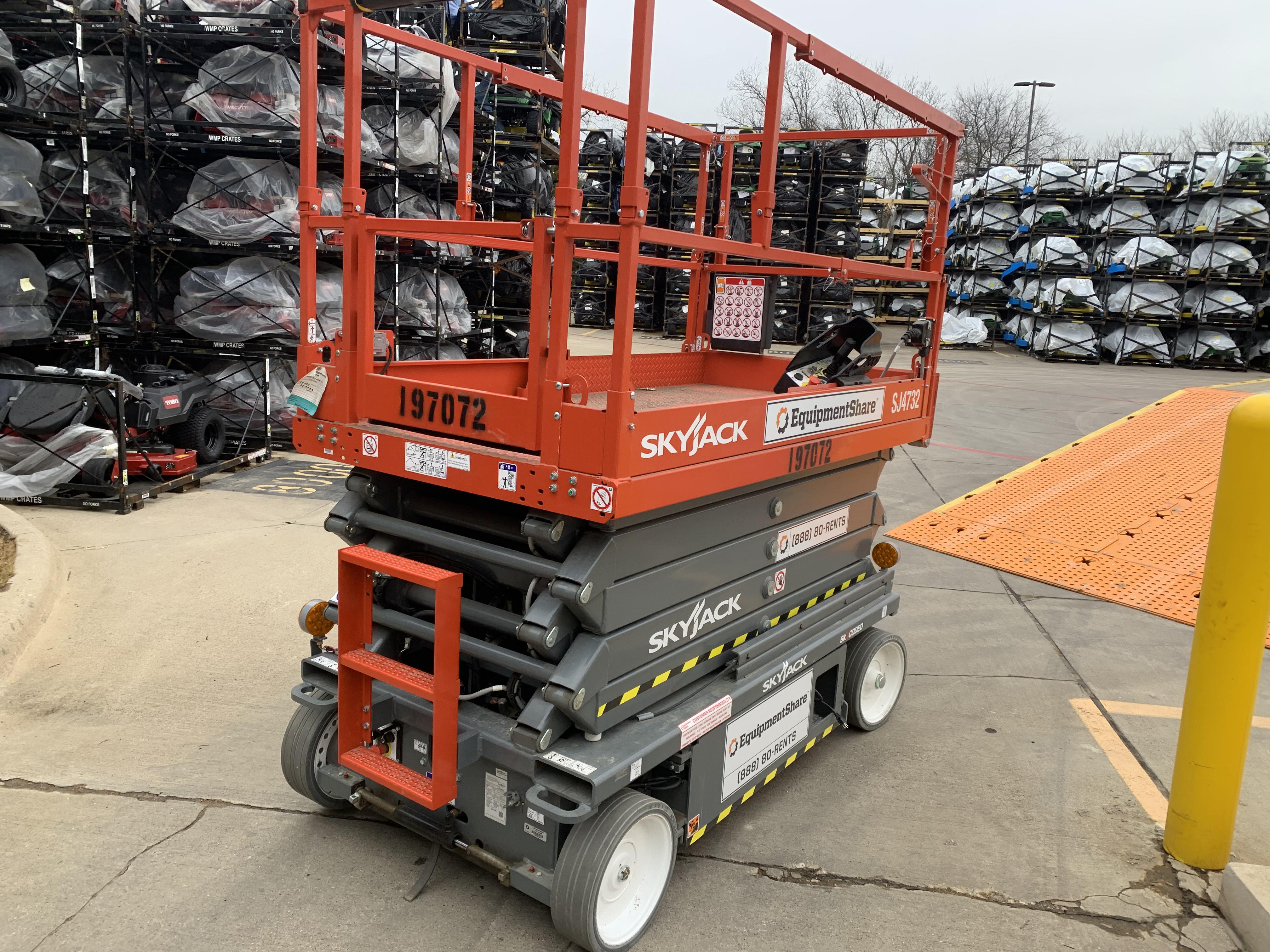 2021 SKYJACK SJ4732