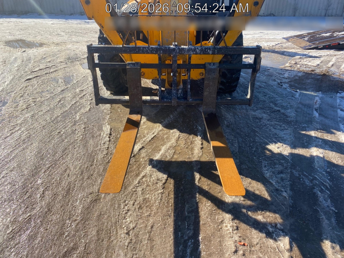 2023 JCB 512-56