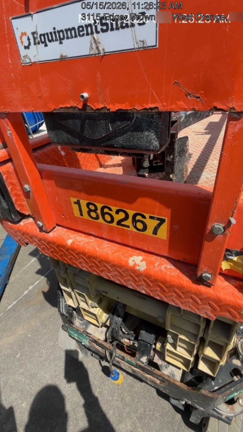 2021 JLG ES1932