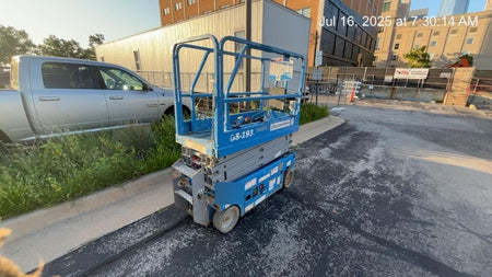 2019 Genie GS-1930 Fixed rails with chain Entry