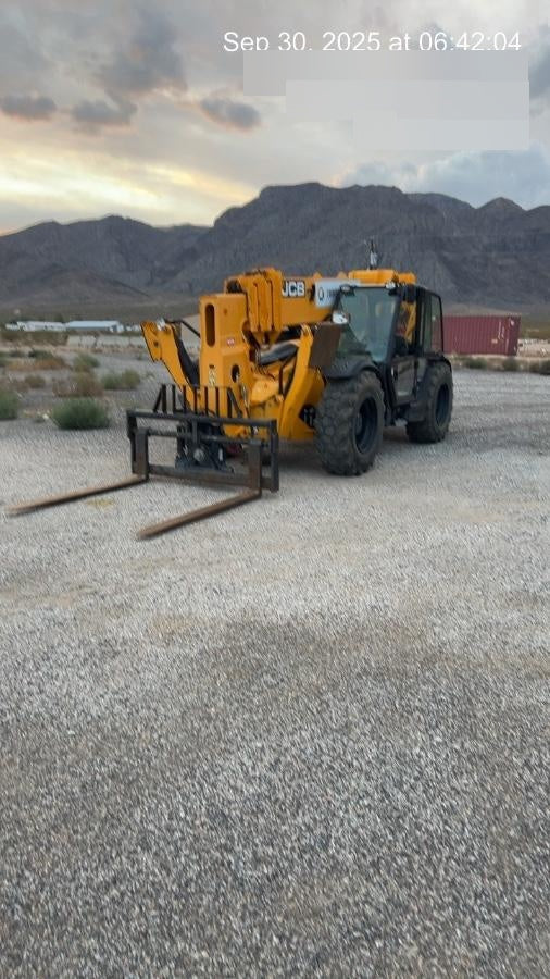2021 JCB 514-56