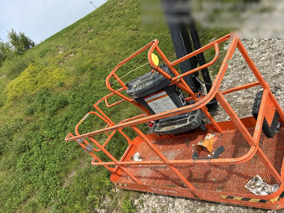 2024 JLG 460SJ