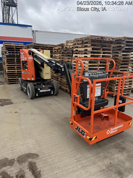 2025 JLG E300AJP
