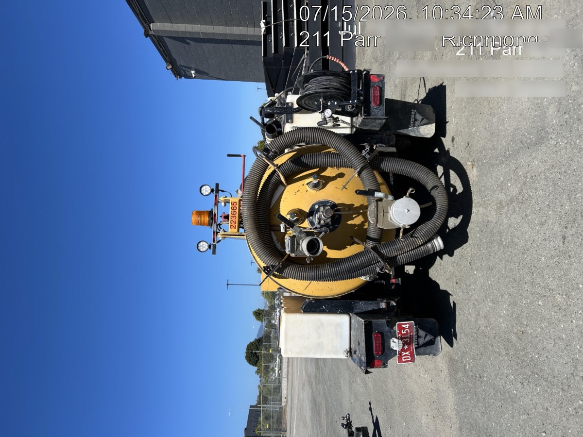 2023 Vac-Tron LP573XDT T4 Koehler Diesel Engine, 500 Gallon Debris Tank, x2 100 Gallon Water Tanks