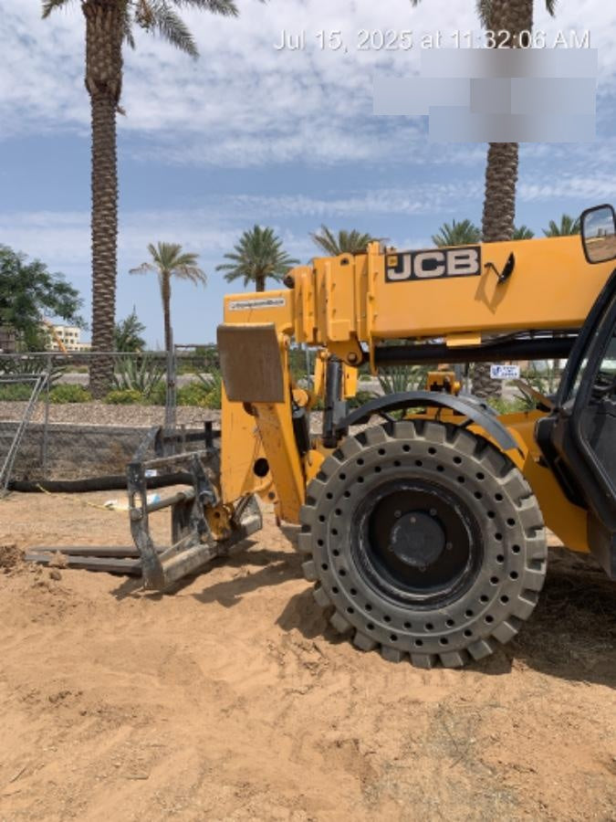 2019 JCB 510-56 74 HP w/Open ROPS, Beacon, Aux Hydraulics, Worklights, Solid Tires w/60" Carriage/Forks