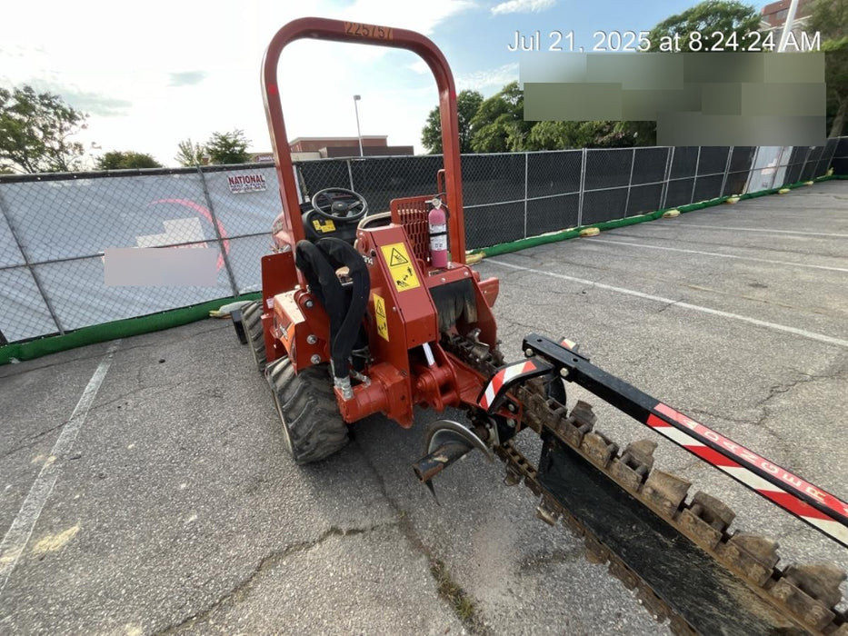 2022 DITCH WITCH RT45A