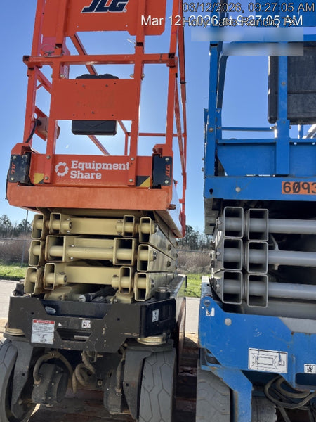 2023 JLG ES2632