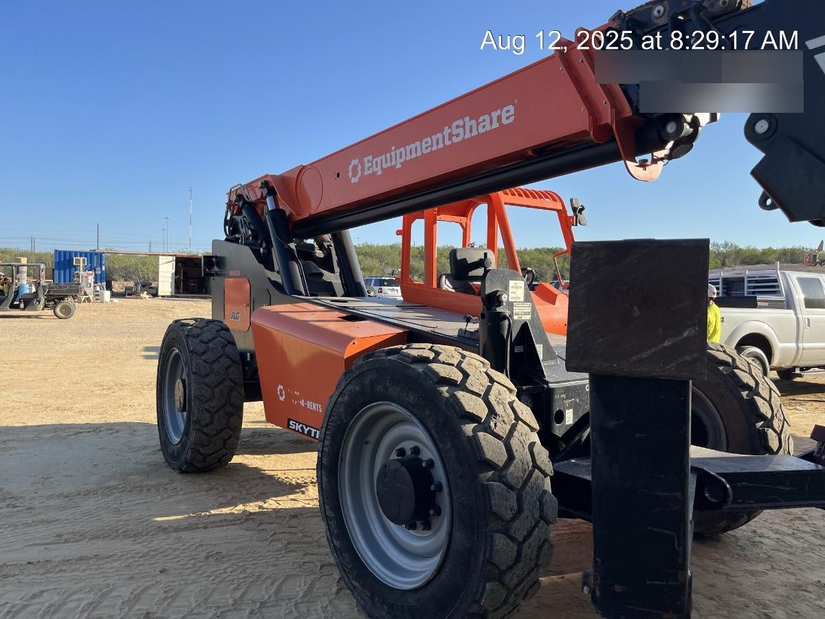 2023 SKYTRAK 12054
