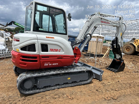 2025 TAKEUCHI TB250-2CR