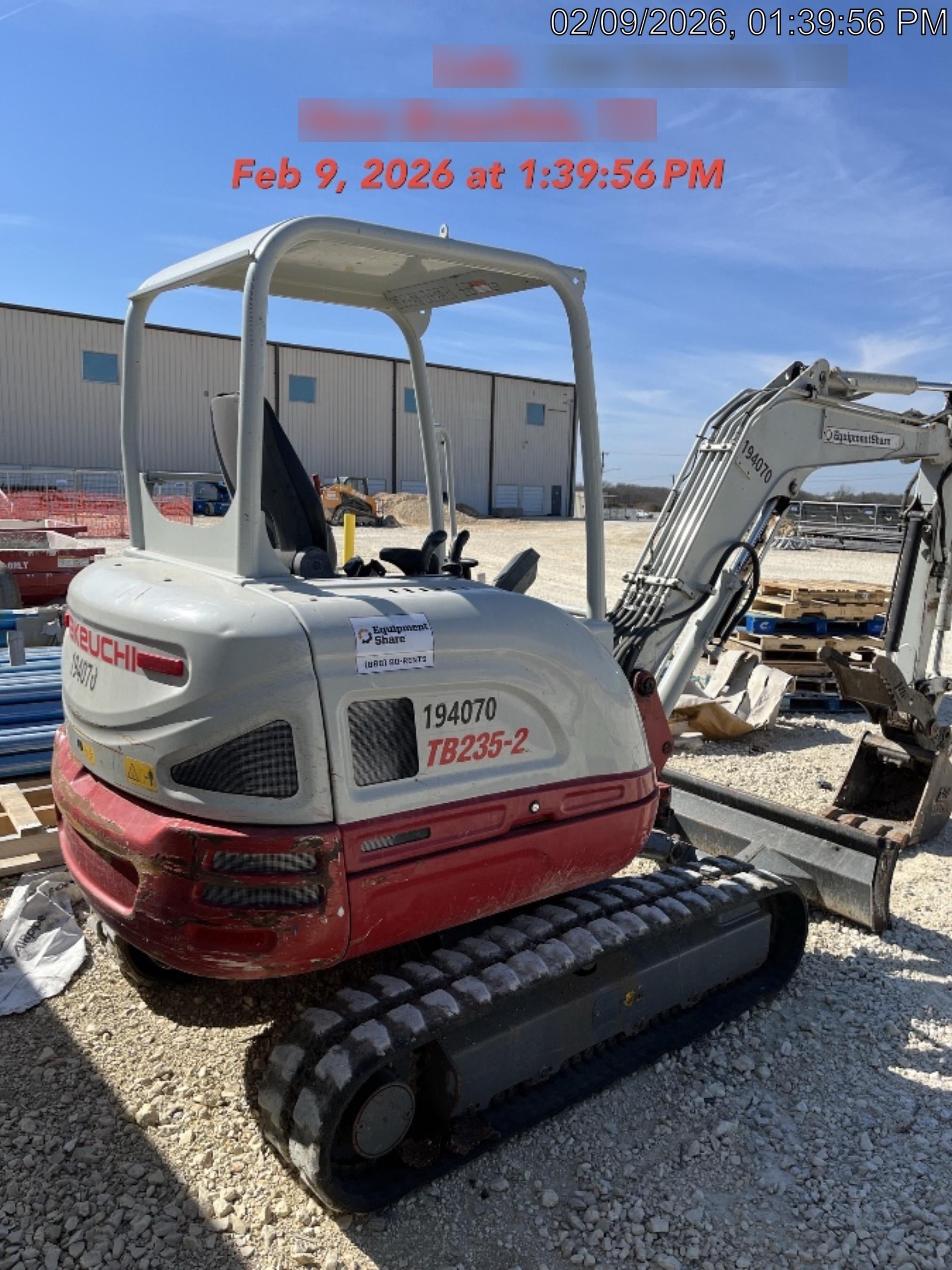 2021 TAKEUCHI TB235-2R