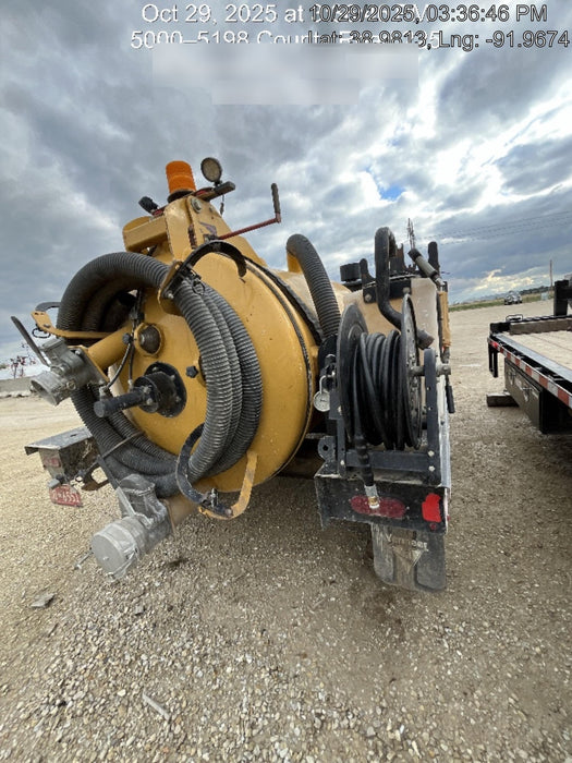 2022 VAC-TRON LP573XDT