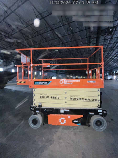 2025 JLG ES3246
