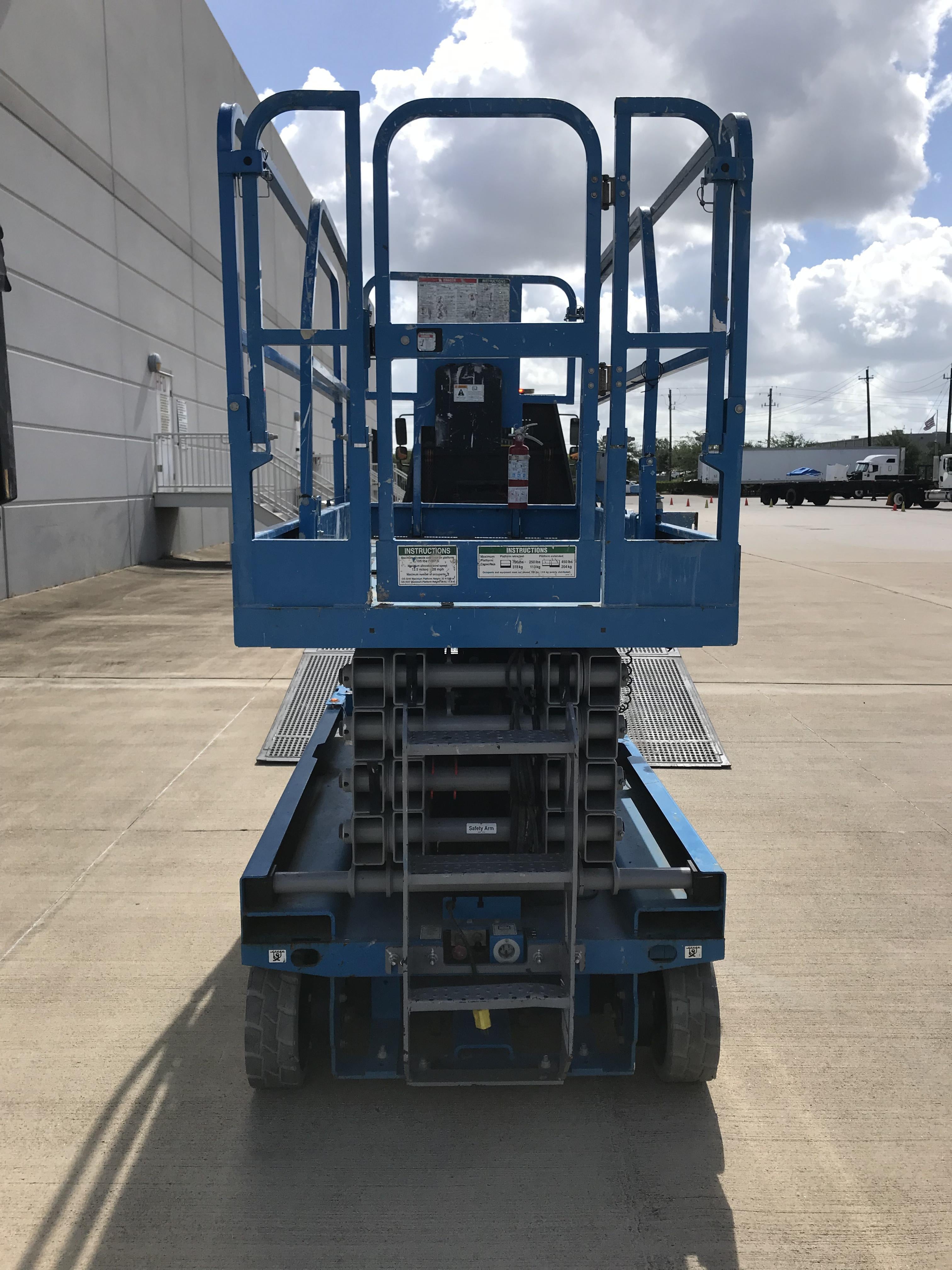 2018 Genie GS-3246 Genie GS-3246 Scissor Lift w/Standard Options