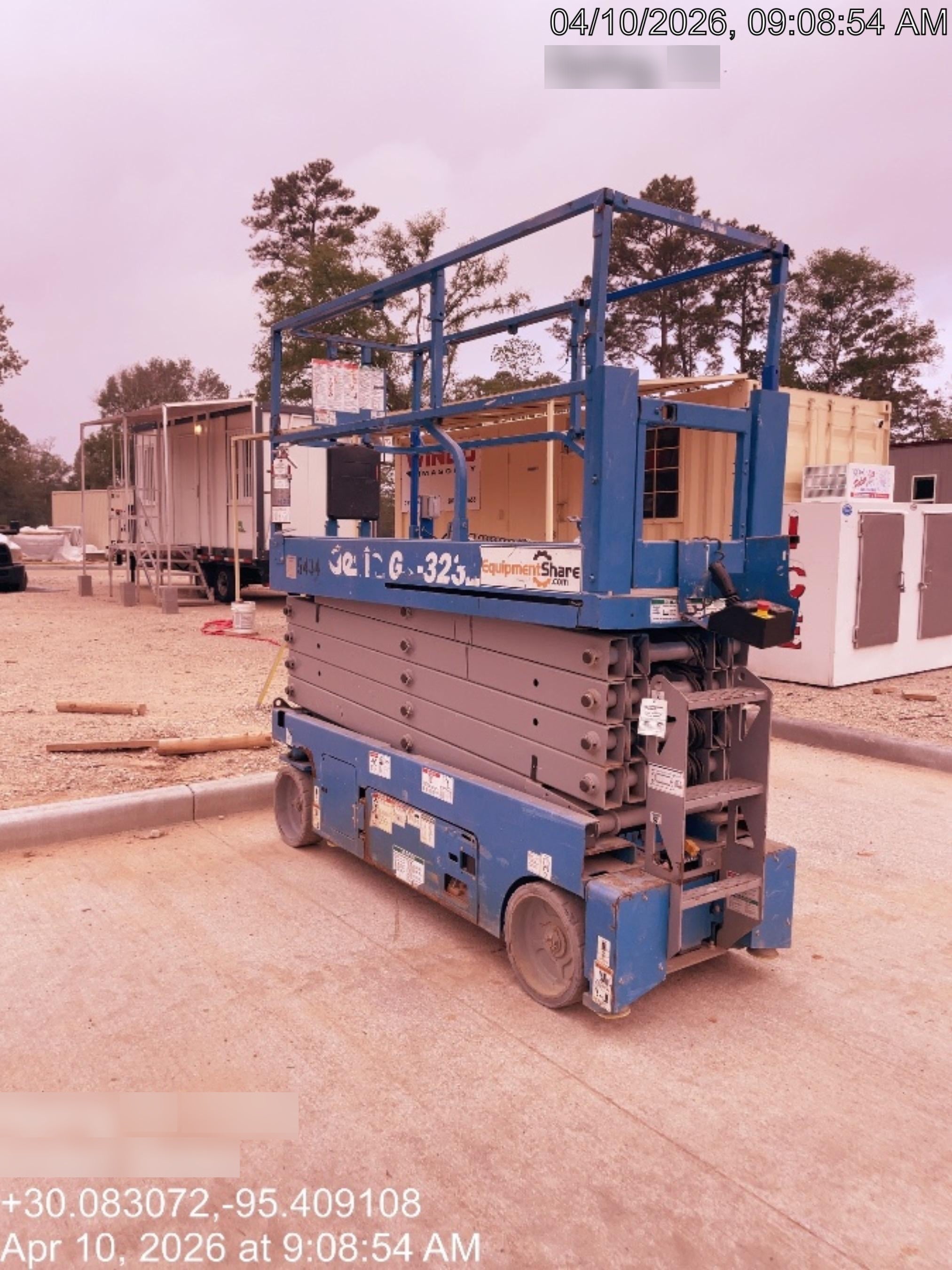2017 GENIE GS-3232