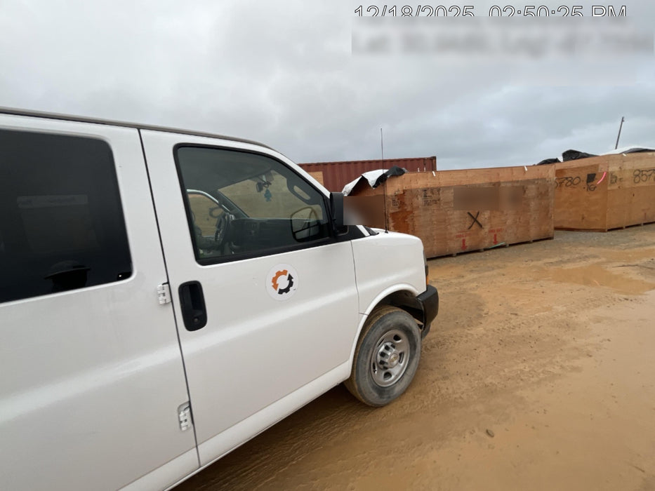 2023 CHEVROLET Express Van - Rental