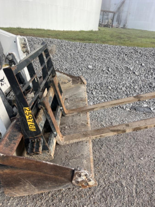 2022 ARROW MATERIAL HANDLING 72" Pallet Forks - Arrow