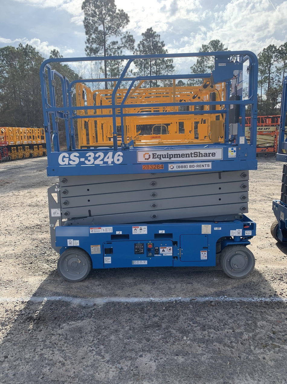 2022 GENIE GS-3246
