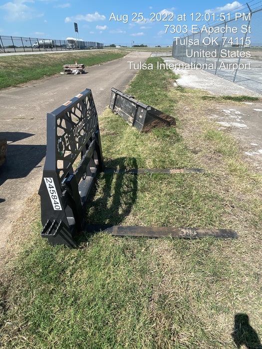 2022 PALADIN 48" Pallet Forks - Paladin