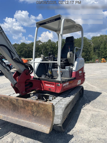 2022 TAKEUCHI TB250-2R