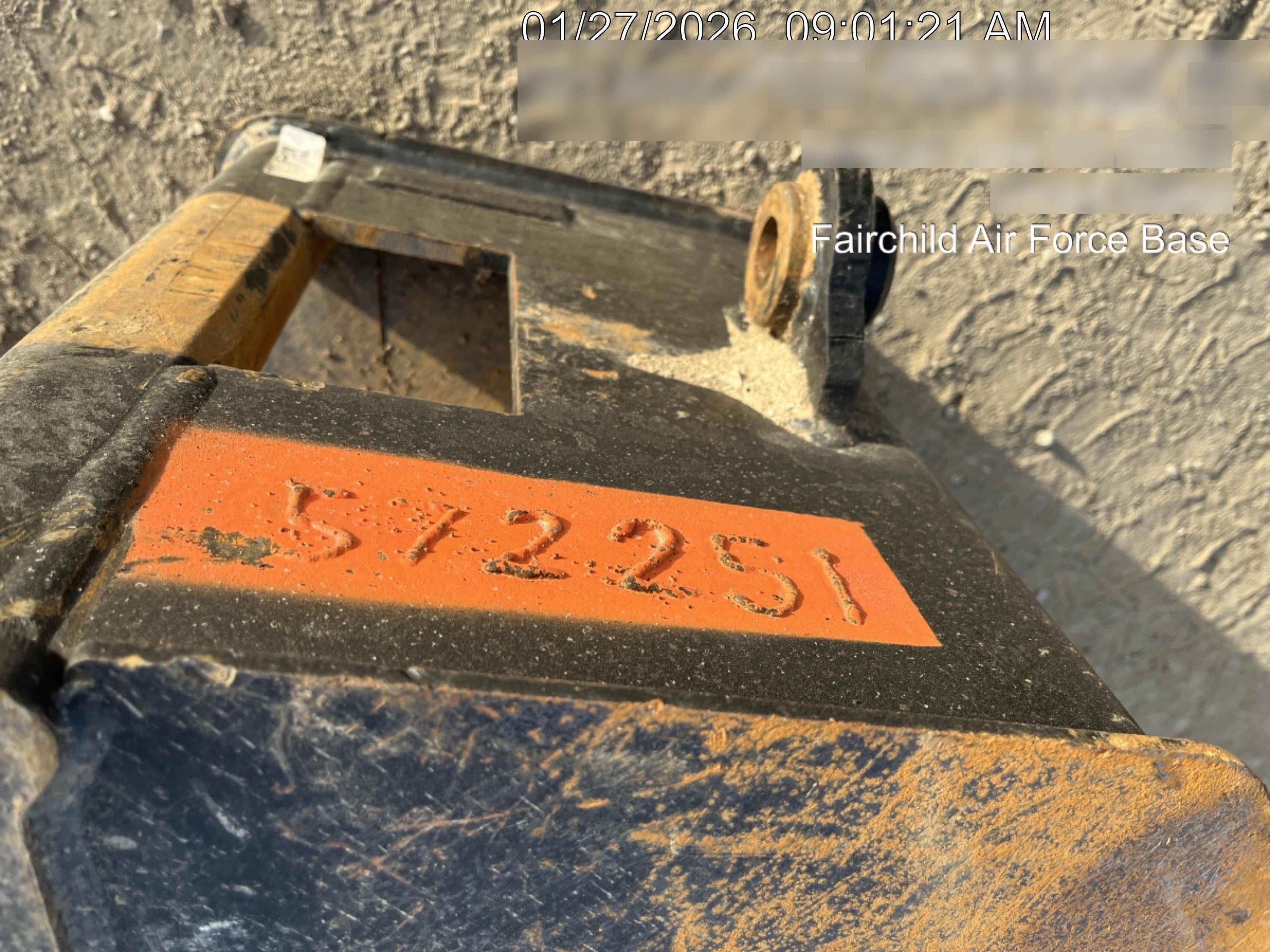 2025 TAKEUCHI 24" Bucket Takeuchi