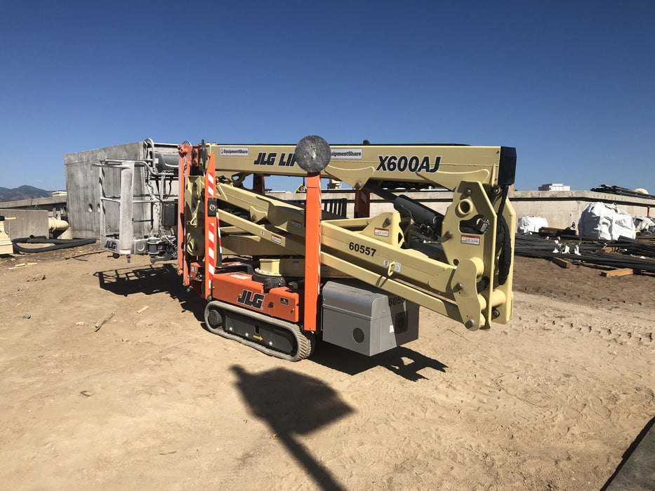 2020 JLG X600AJ