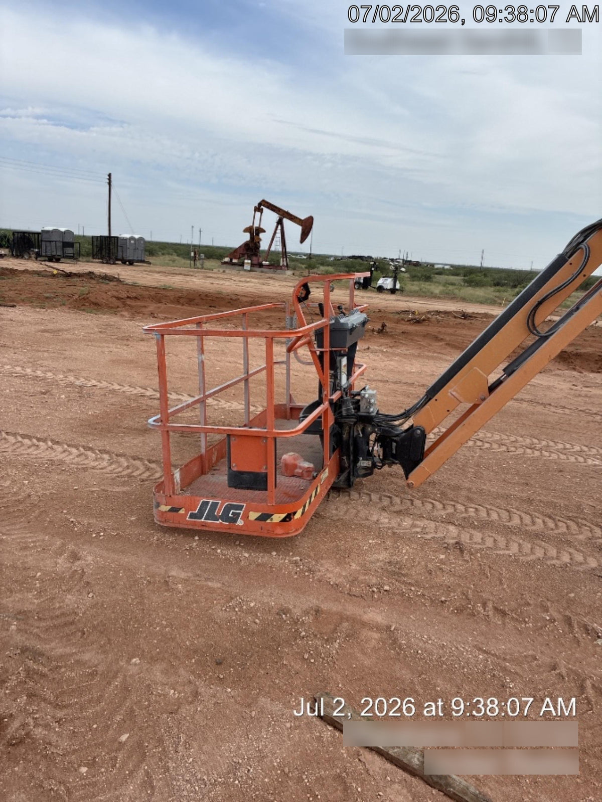 2023 JLG 600AJ