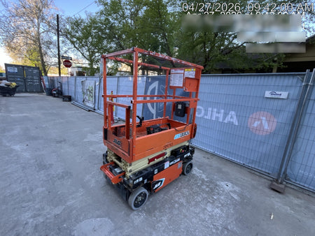 2022 JLG ES1330L