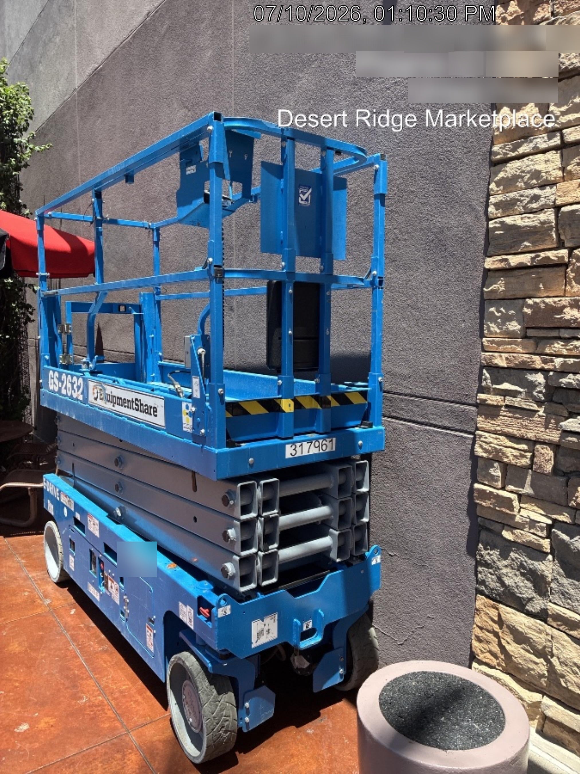 2023 GENIE GS-2632