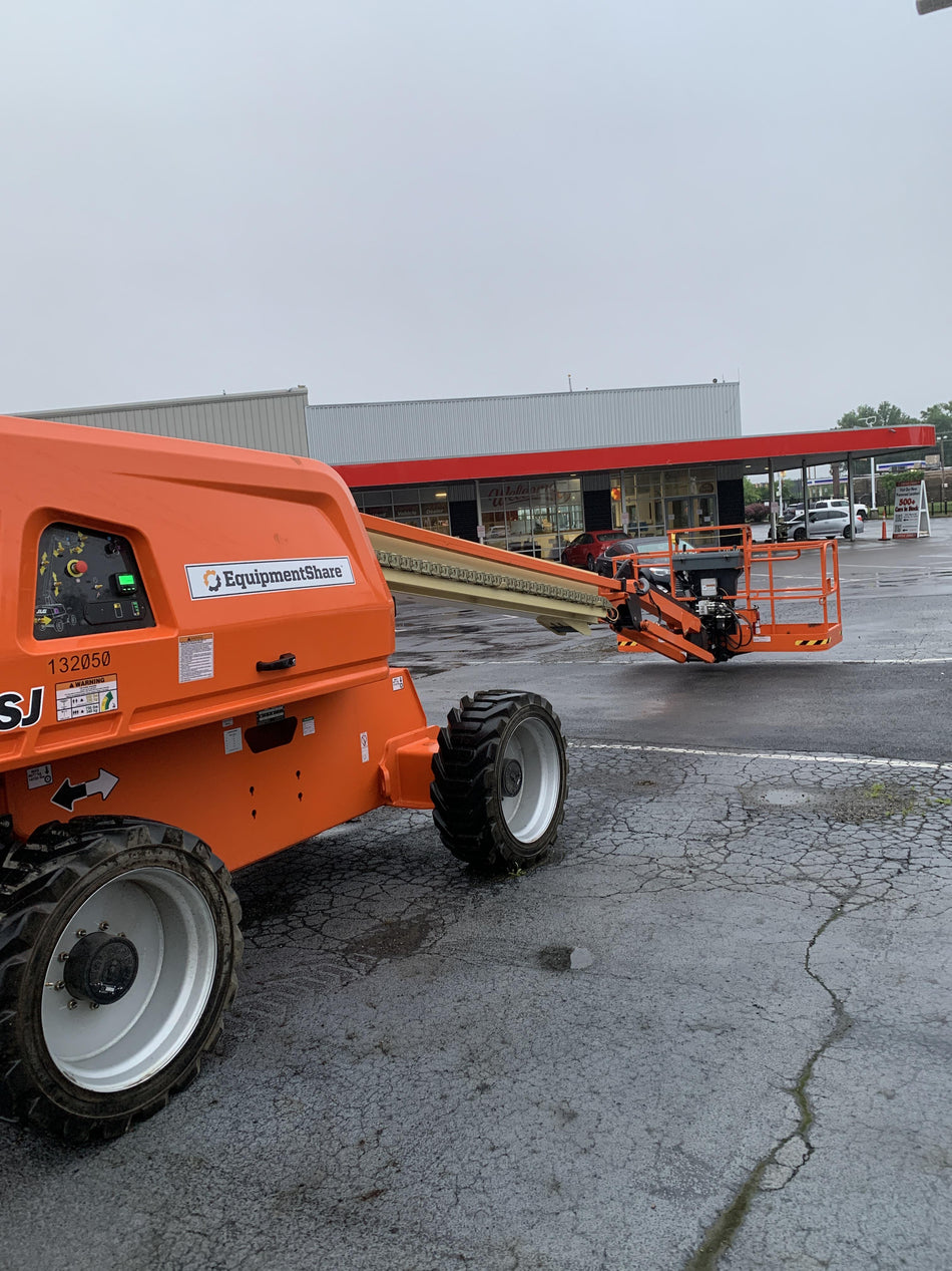 2021 JLG 660SJ