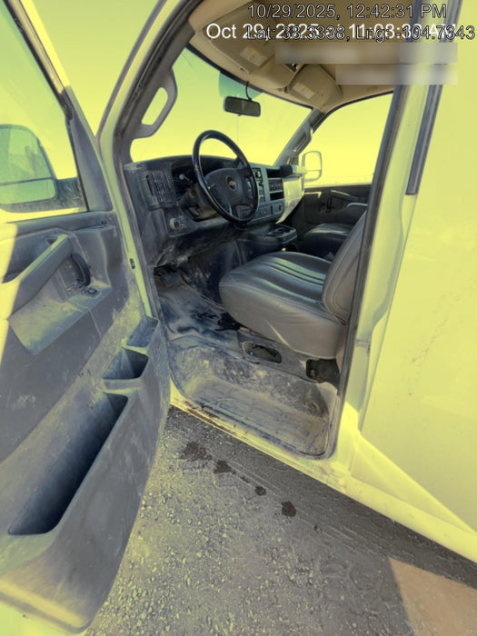 2023 CHEVROLET Express Van - Rental