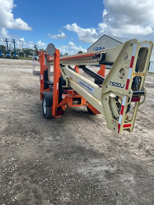 2021 JLG T500J