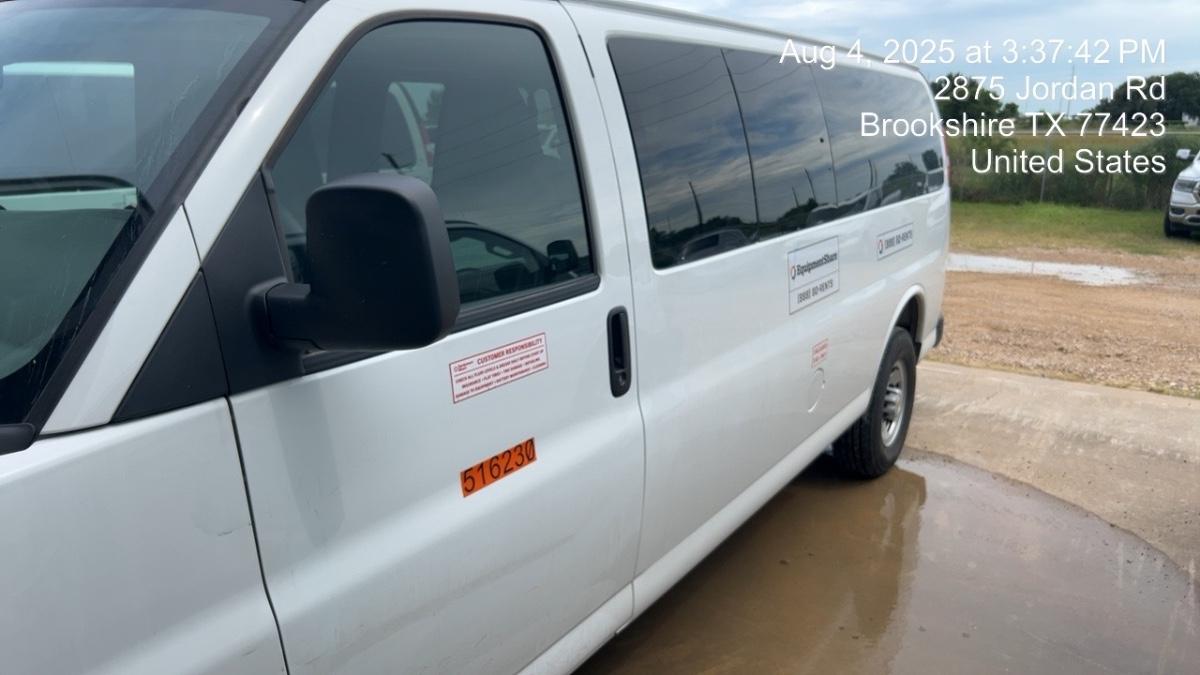 2025 CHEVROLET Express Van - Rental