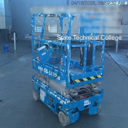 2022 GENIE GS-1432