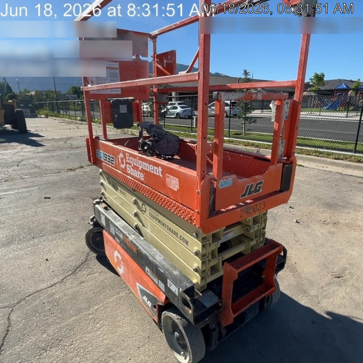 2023 JLG ES1932