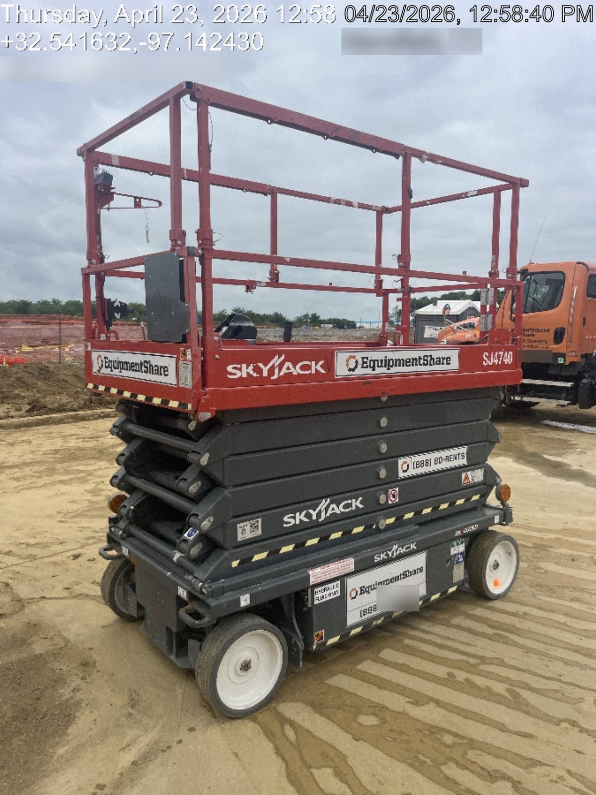 2023 SKYJACK SJ4740