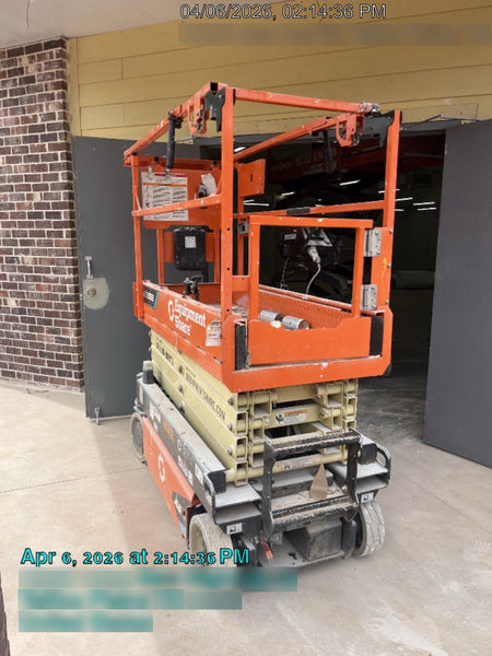 2025 JLG ES1932