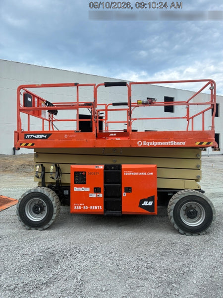 2025 JLG RT4394