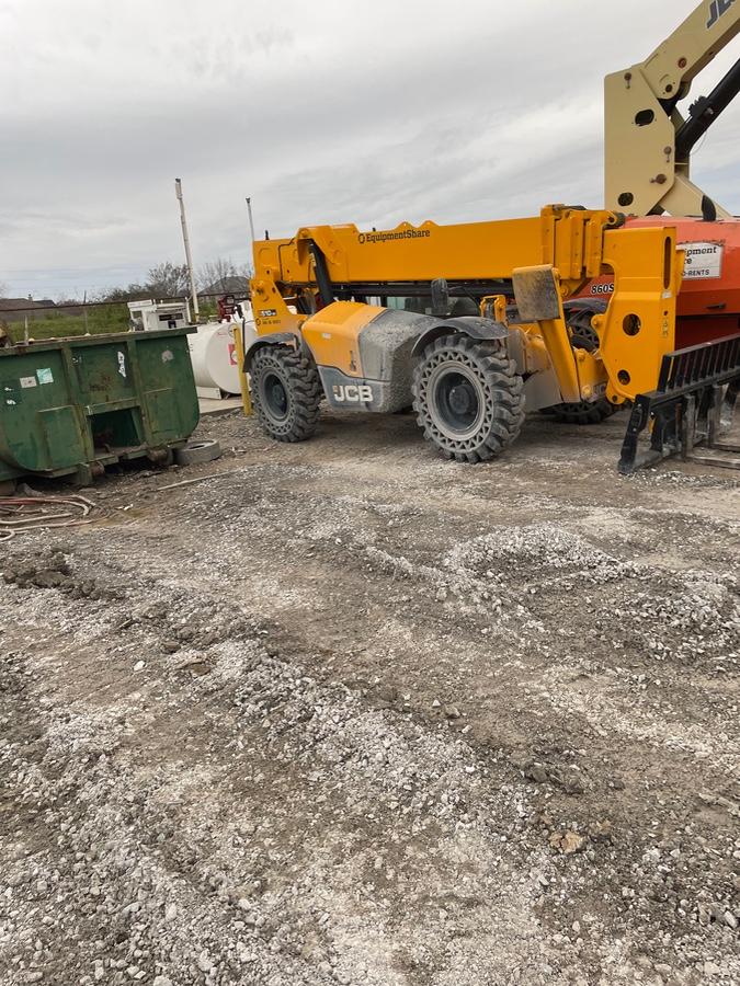 2023 JCB 510-56