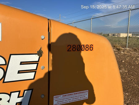 2023 CASE 588H