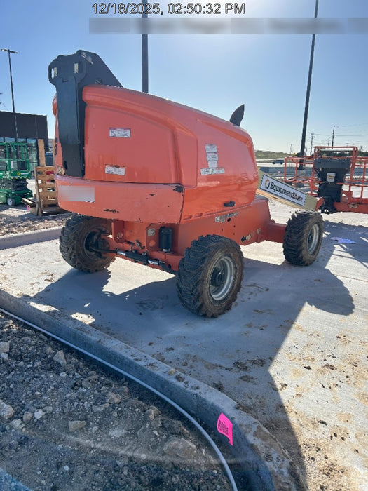 2019 JLG 400S