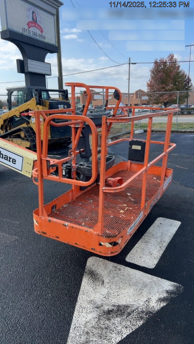 2020 JLG 400S