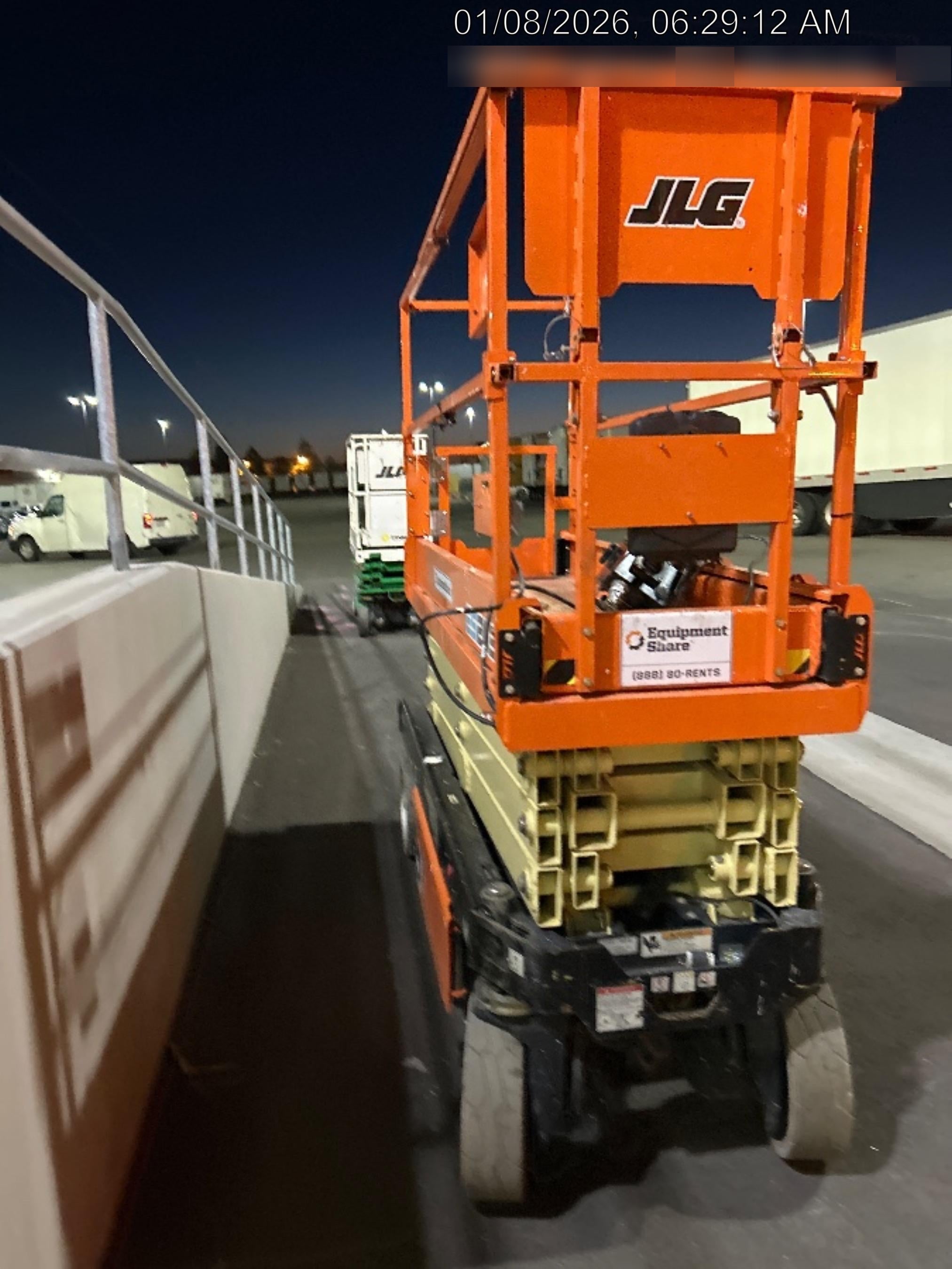 2022 JLG ES2632