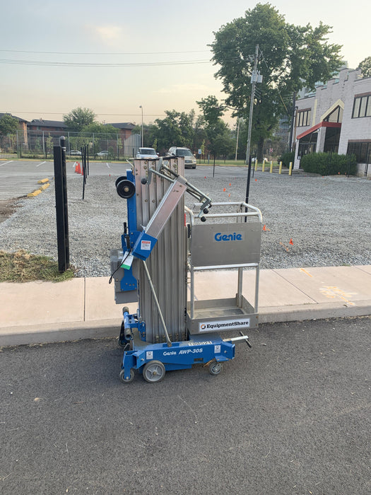 2020 GENIE AWP-30S