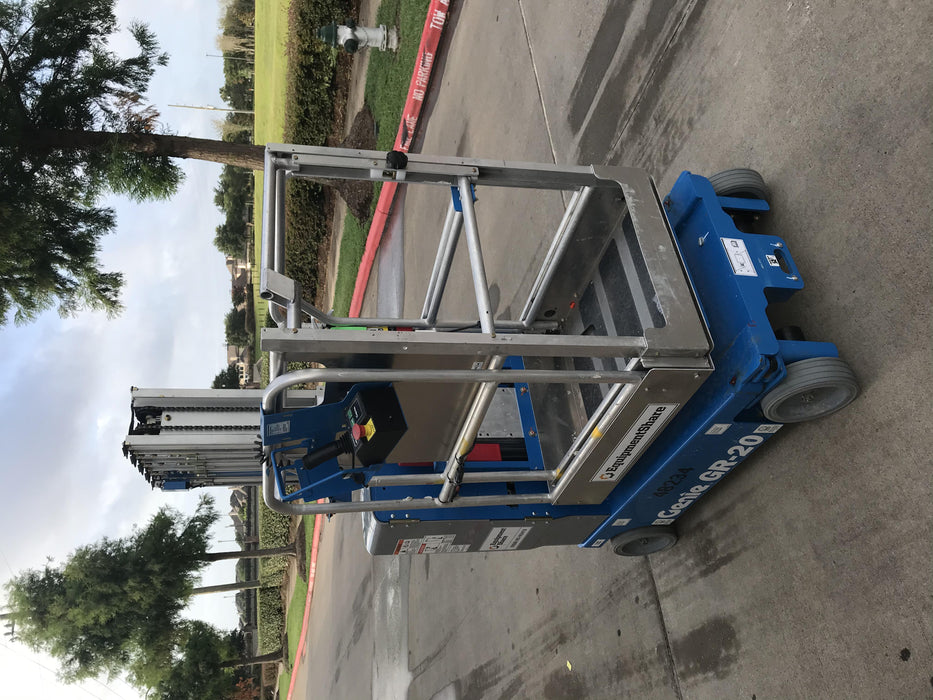 2019 GENIE GR-20