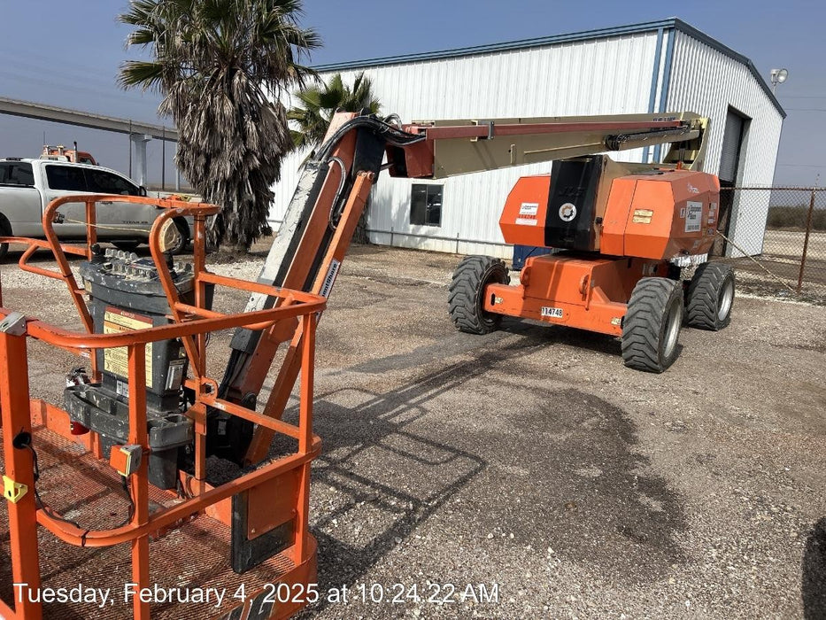 2021 JLG 800AJ