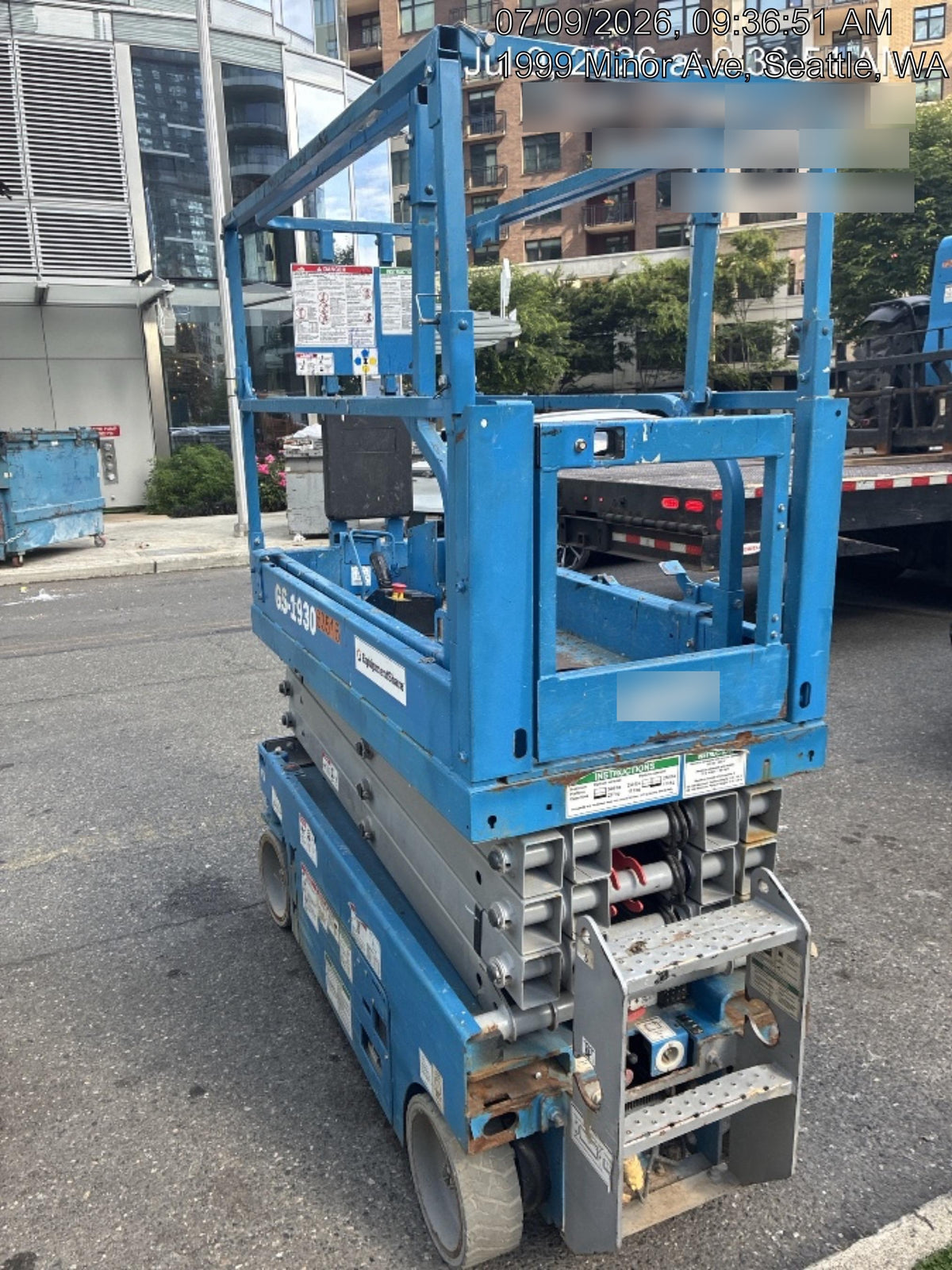 2020 Genie GS-1930 Solid Non Marking Tires, Beacon, Folding rails with half height swing gate